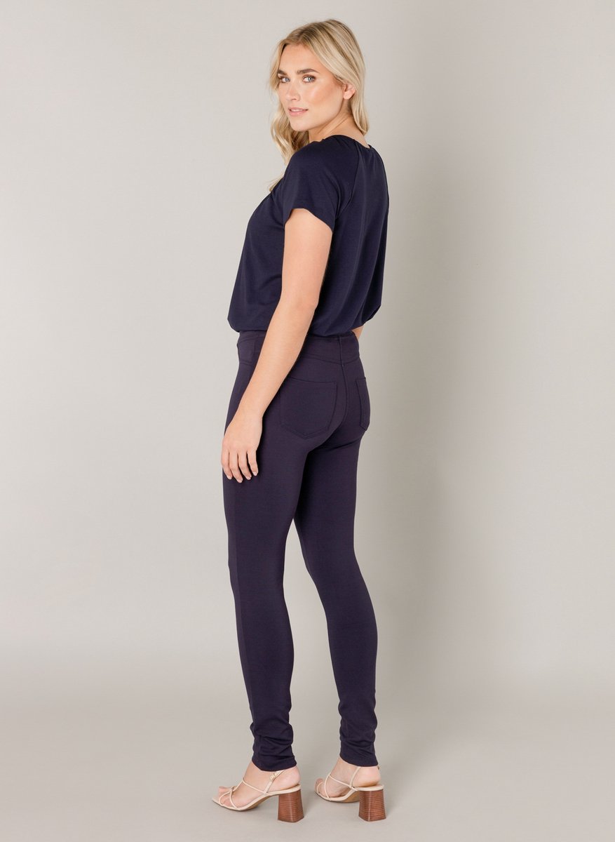 BASE LEVEL Ornika Tregging - Dark Blue - maat 48