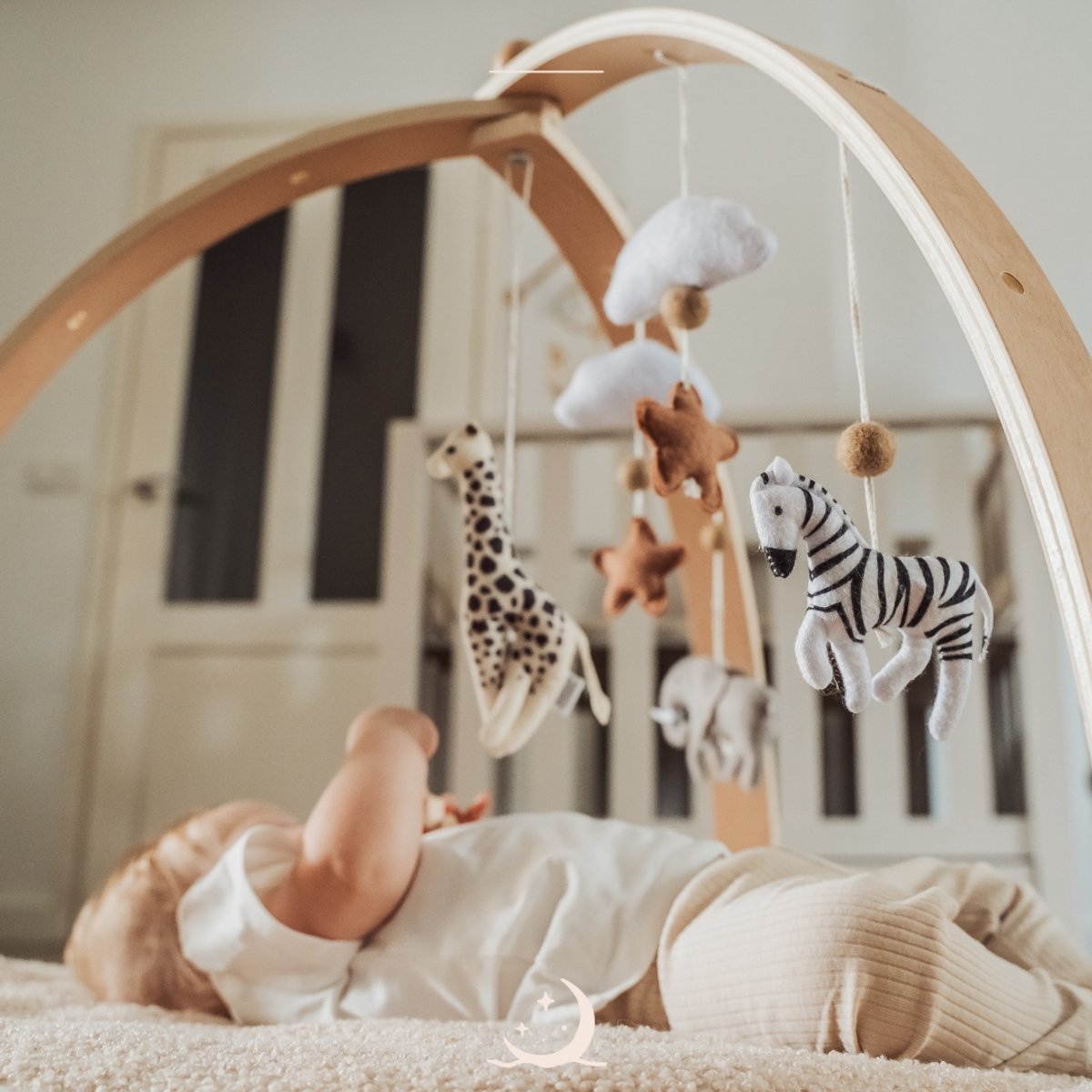 Wavy Dreams - Baby Gym Safari Friends Inklapbaar - Hout & Vilt - Vanaf 0 jaar — cadeau in Spellen & Speelgoed - foto 3