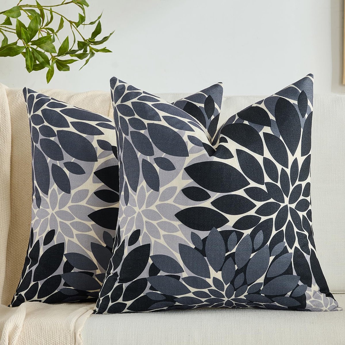 Unyqoos Kleurige Linnen Kussenslopen met Abstract Dahlia Bloemenpatroon voor Herfstdecoratie, Set van 2, 45x45 cm Zwart