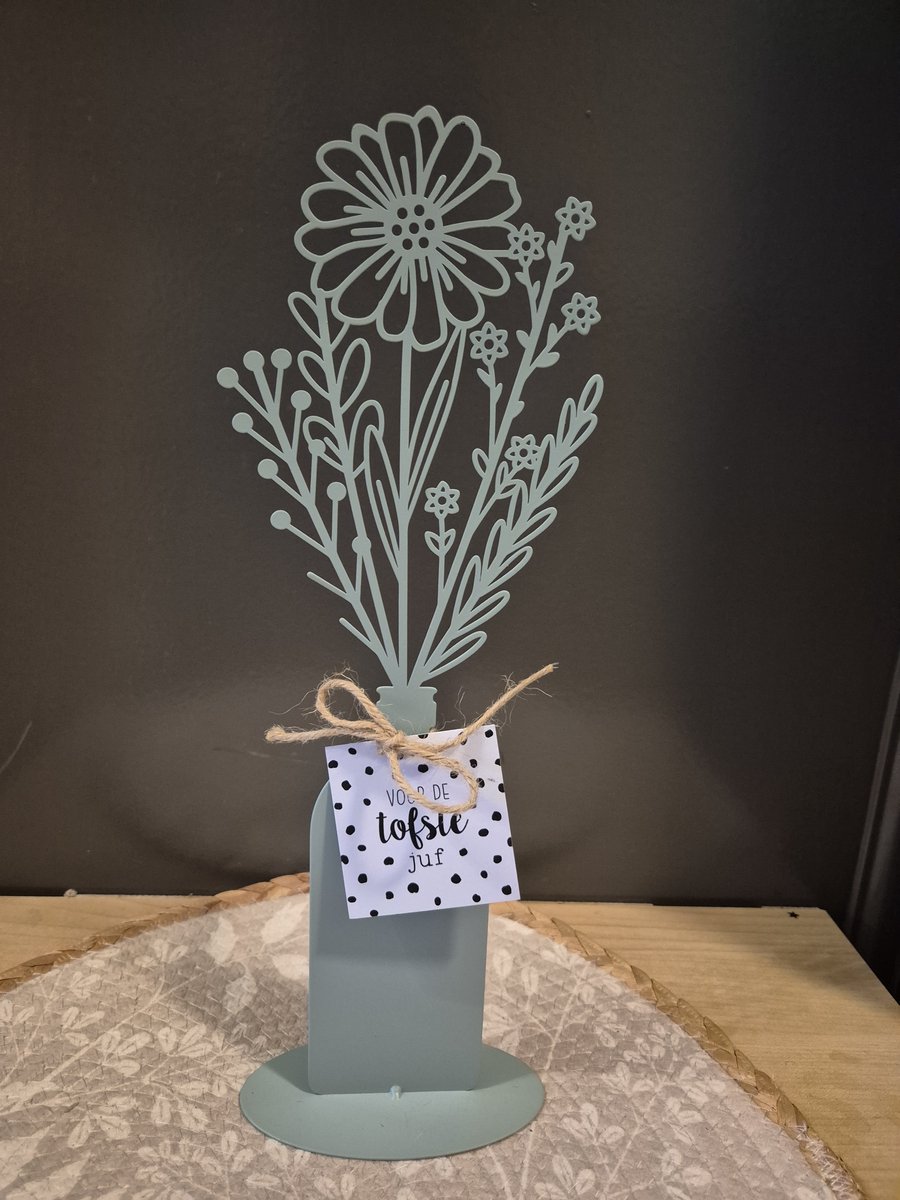 Juffen cadeau/Metalen bloem met juffen kaartje/groen/Posiwio collectie