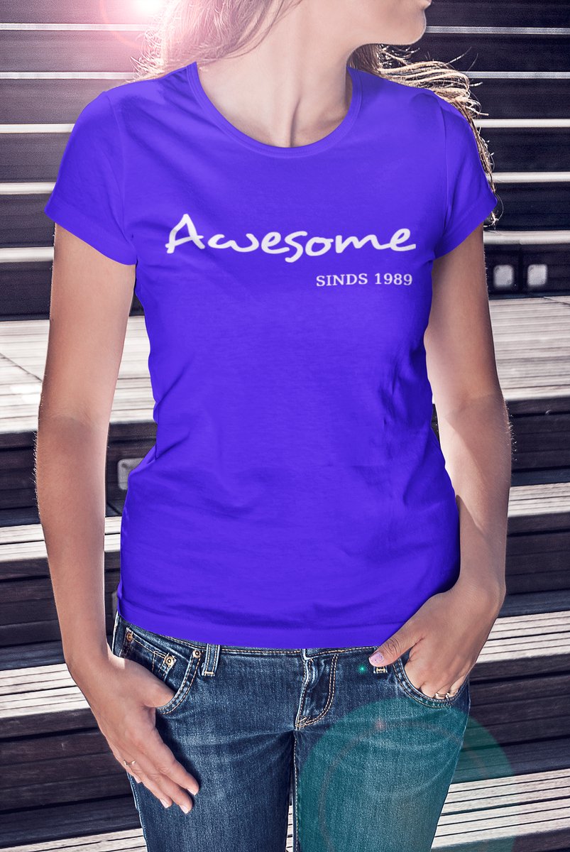 1989 Jaar Blauw T-shirt dames - Maat L - Awesome - Verjaardag Cadeau vrouw - Limited Edition