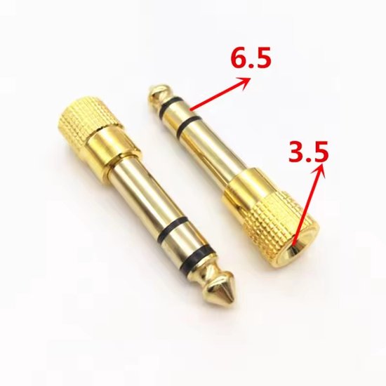 Twee gouden audiostekkeradapters, één met '6.5' en de ander met '3.5' aangeduid.