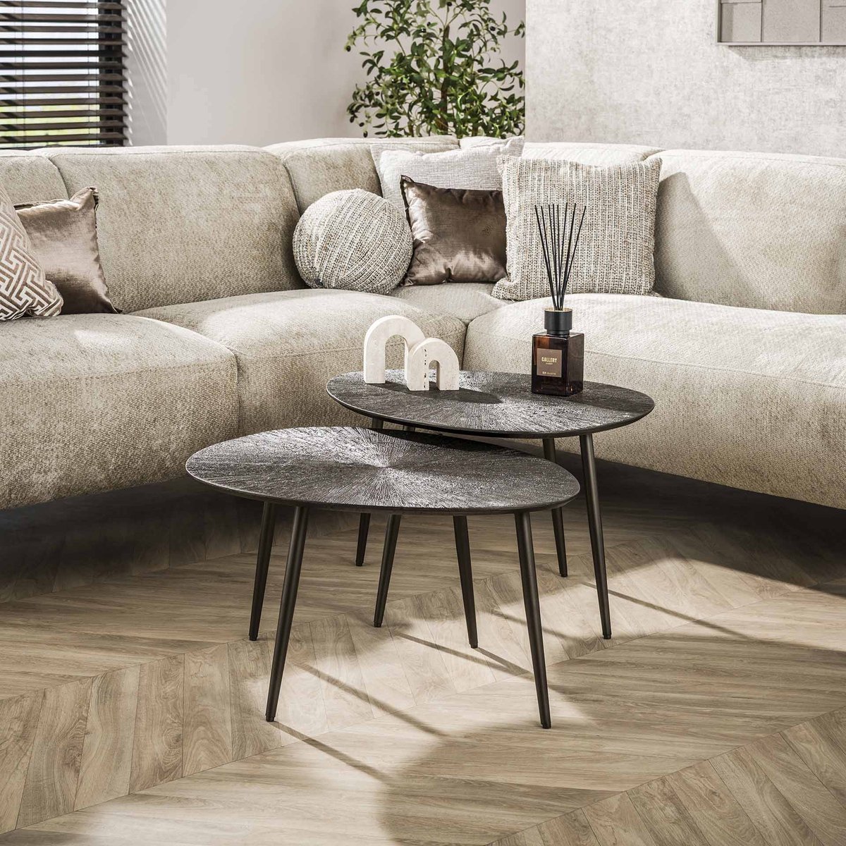 PS-Collection Salontafel Set van 2 Ray - Organisch - Bruin - Metaal - 76x61x43 cm - salontafels, salontafels rond, salontafels industrieel, salontafel rond hout metaal, salontafel rond zwart, salontafel vierkant, salontafel hout