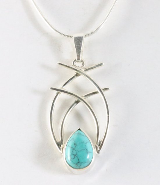 Pendentif en argent ajouré avec turquoise sur chaîne