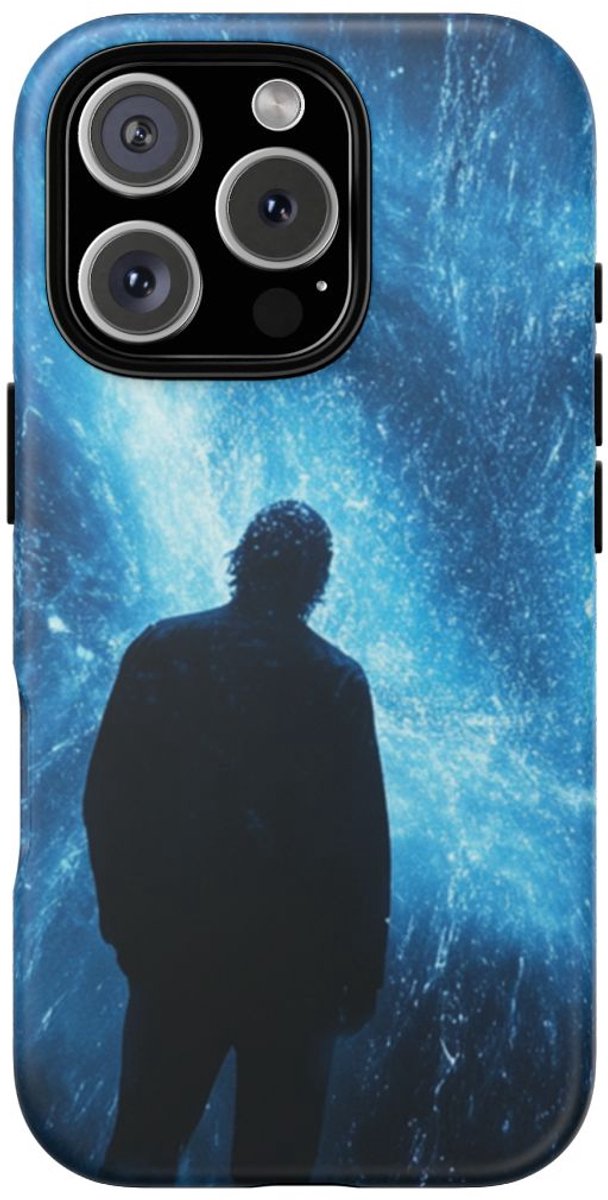 Silhouet met Blauwe Lichtflits – Telefoonhoesje Geschikt voor iPhone 16 Pro