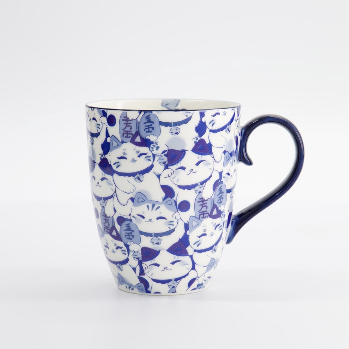 Tokyo Design Kawaii Blue Maneko Mok