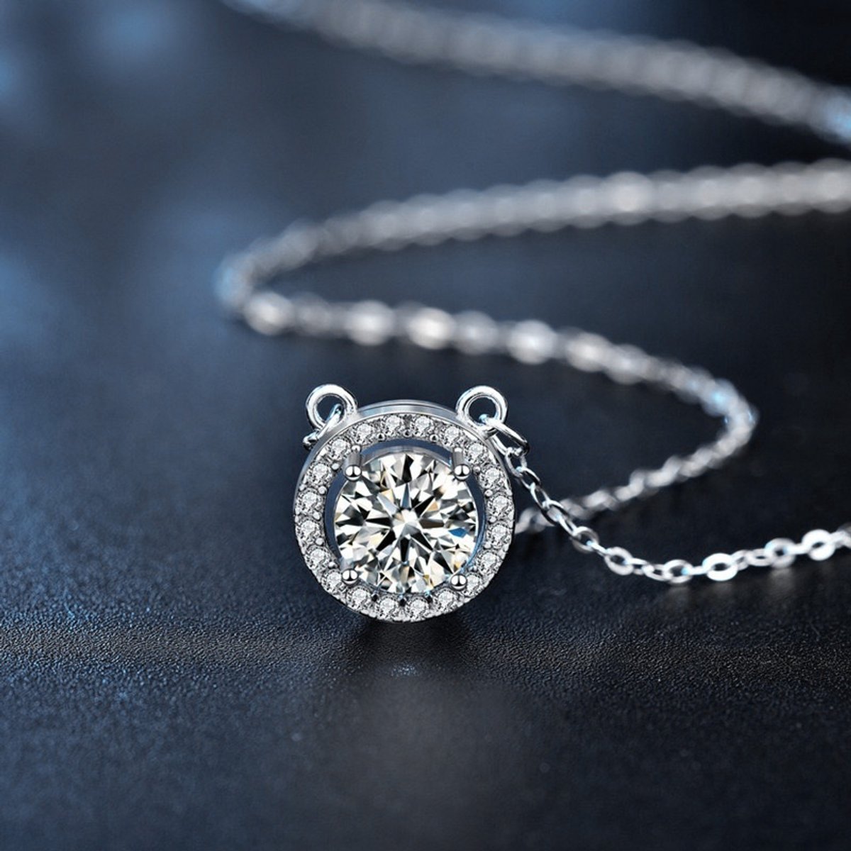 Sprankelende Moissaniet Halo Ketting - 1ct