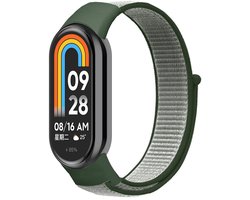 Strap-it Nylon bandje met klittenbandsluiting - geschikt voor Xiaomi Smart Band 11 / Smart Band 10 / Smart Band 9 / Smart Band 8 (olijfgroen)