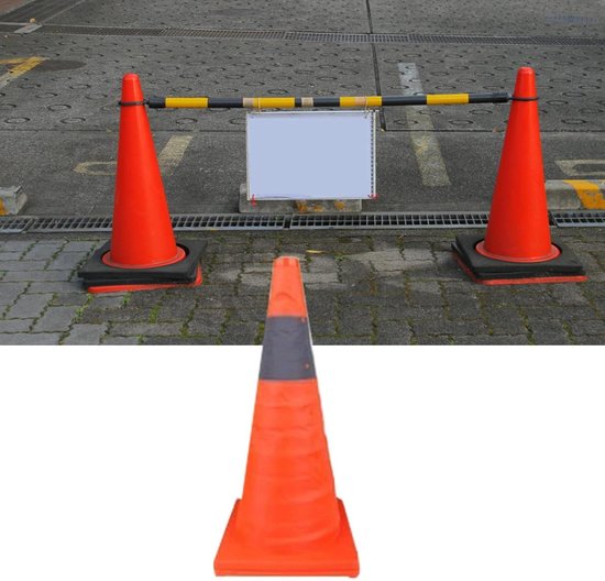 Het Werk Aangaande Weg De Kegels Van De Bouw Verkeerskegel, Met Witte En Oranje Strepen Op Asfalt Straat Verkeersteken Voor Signaleren Image118029665