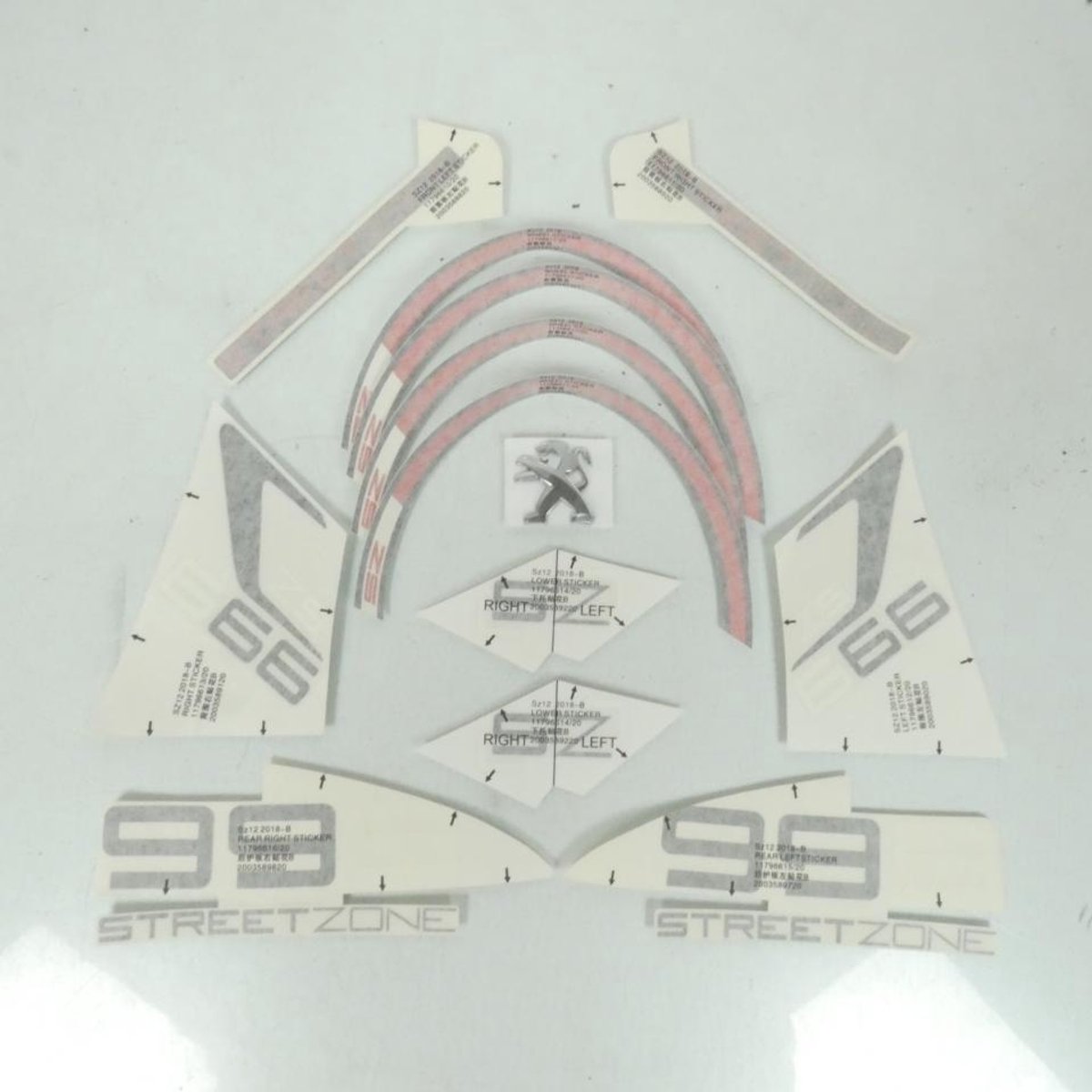Autocollant stickers pour scooter Peugeot 50 STREETZONE 804466 Kit Déco Neuf