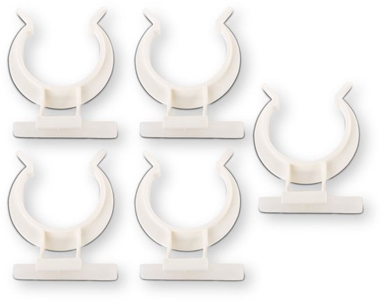 Set van 5 witte plintklemmen.