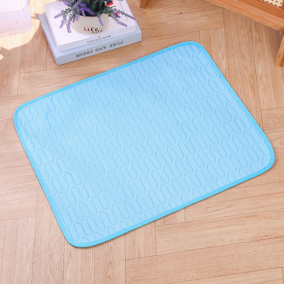 Koelmat voor huisdieren - 100x75cm Lente- en zomerkoelmat voor katten - IJszijdemat - Zomerkoelmat van latex voor huisdieren - Geschikt voor honden en katten - Kan worden gebruikt in kooien, kennels, bedden en banken - Machinewasbaar