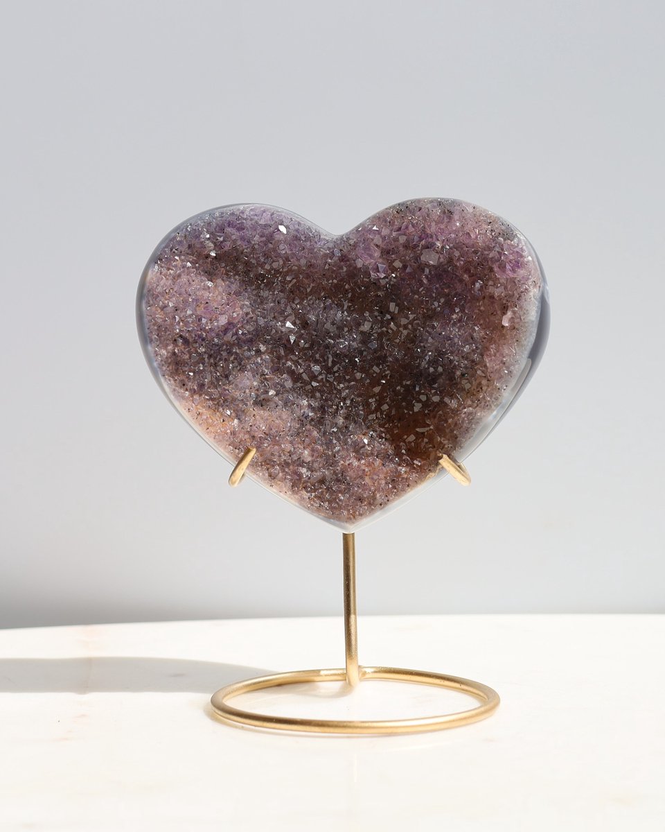 Unique Gemstones - Amethist hart op standaard - Edelstenen en Mineralen - Kristallen - Spiritualiteit - Woondecoratie