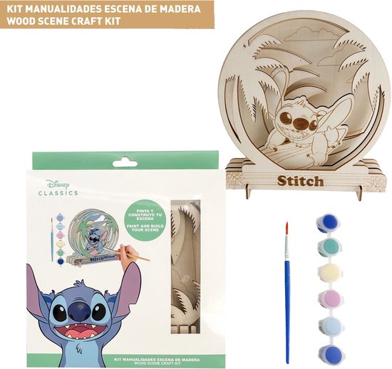 Disney Stitch houten scene knutselset met verf en kwast. Voorzien van Stitch op een tropisch strand, met palmbladeren.