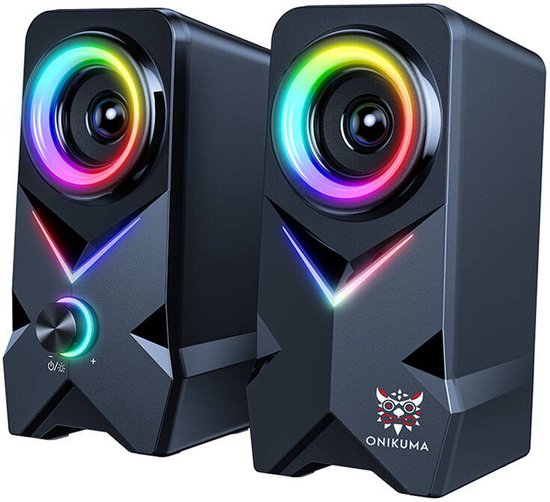 Zwart gaming speakerpaar met RGB-verlichting, rode V-vormige LED's en Onikuma logo.