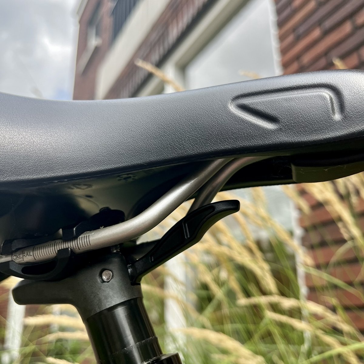 Verende zadelpen - Verstelbare zadelpen - 31.6 - Dropper post - E-bike - Bakfiets – foto 2