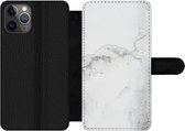 Bookcase Geschikt voor iPhone 11 Pro Max telefoonhoesje - Beton print - Grijs - Wit - Met vakjes - Wallet case met magneetsluiting