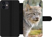 Bookcase Geschikt voor iPhone 12 Mini telefoonhoesje - Lynx - Bos - Grijs - Met vakjes - Wallet case met magneetsluiting