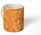 Mok - Oranje - Marmer print - Verf - Mokken - 350 ML - Beker - Uitdeelcadeautjes