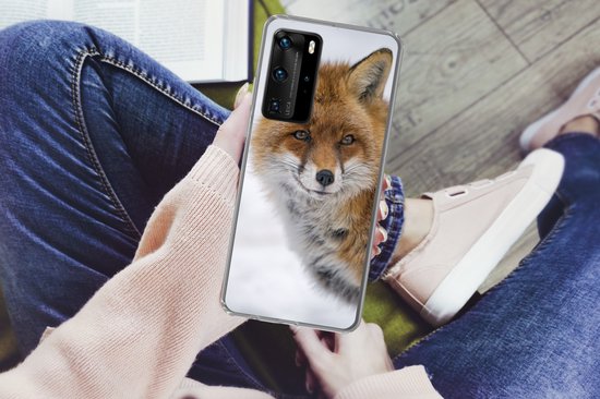 Telefoonhoesje Geschikt voor Huawei P40 Pro hoesje - Vos - Portret - Sneeuw - Siliconen Telefoonhoesje