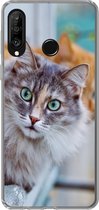 Telefoonhoesje Geschikt voor Huawei P30 Lite hoesje - Kat - Raam - Katten - Siliconen Telefoonhoesje
