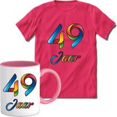49 Jaar Vrolijke Verjaadag T-shirt met mok giftset Roze | Verjaardag cadeau pakket set | Grappig feest shirt Heren – Dames – Unisex kleding | Koffie en thee mok | Maat S