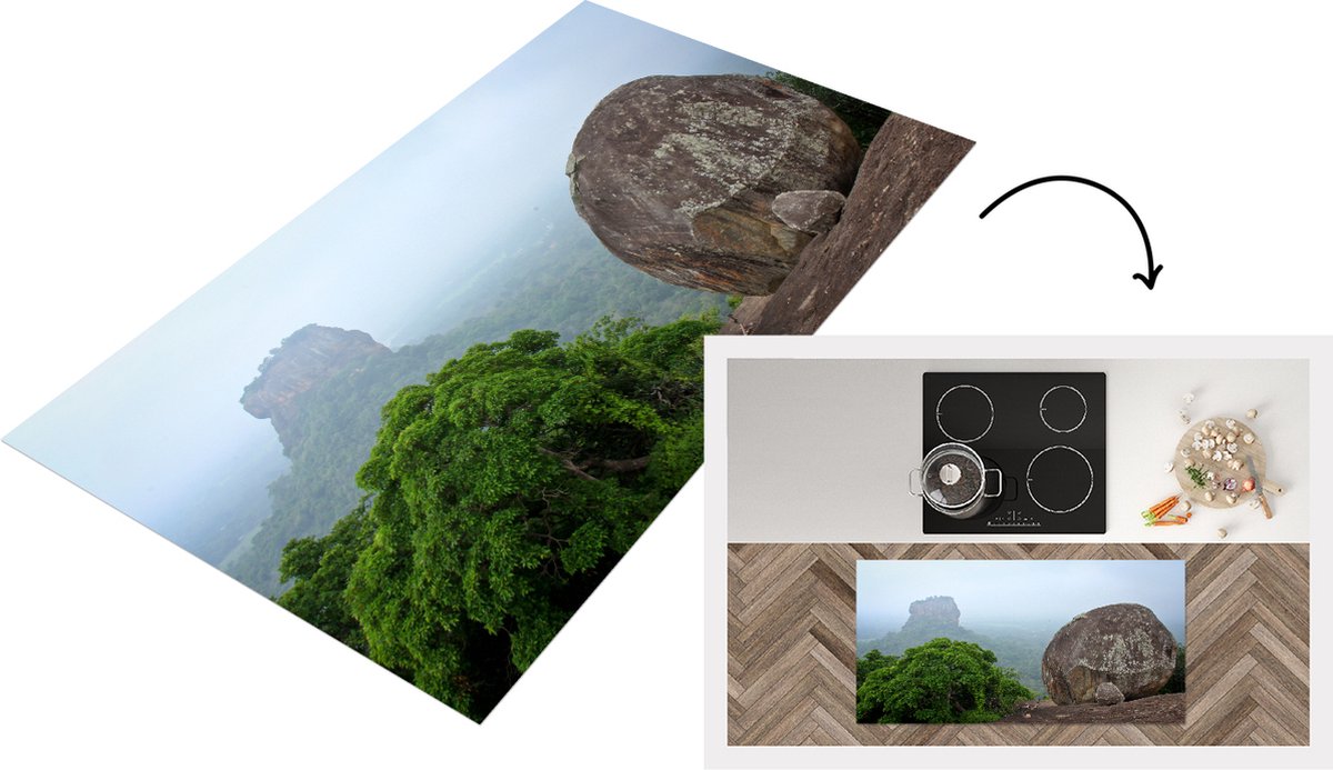 KitchenYeah Keukenloper - Loper keuken - De Sigiriya rots midden in de mist in Sri Lanka - 120x60 cm - Keukenloper vinyl Multicolor