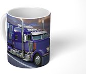 Mok - Paars gekleurde Vrachtwagen - 350 ML - Beker - Uitdeelcadeautjes