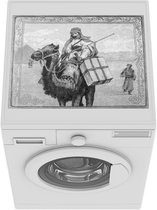 Wasmachine beschermer mat - Illustratie van een reiziger op een dromedaris - zwart wit - Breedte 55 cm x hoogte 45 cm