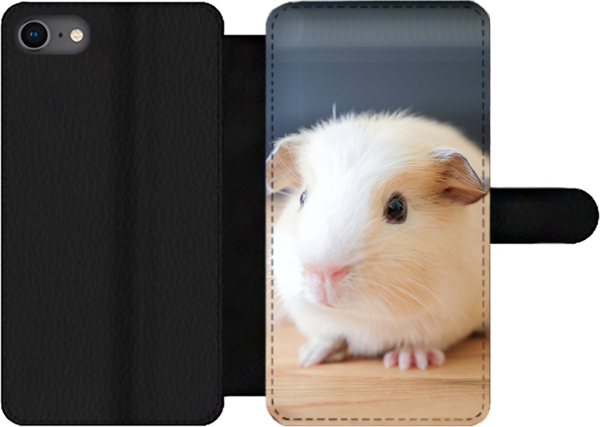 Telefoonhoesje Geschikt voor iPhone 8 telefoonhoesje - Schattige baby cavia - Met vakjes - Wallet case met magneetsluiting