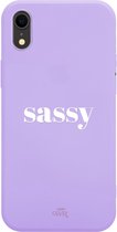 Sassy Purple - iPhone Short Quotes Case - Paars hoesje geschikt voor iPhone Xr hoesje - Siliconen hoesje met opdruk (geprint) - Paars hoesje