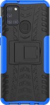 Mobigear Hoesje geschikt voor Samsung Galaxy A21s Telefoonhoesje Hardcase | Mobigear Tire Backcover Shockproof met Standaard | Schokbestendig Galaxy A21s Telefoonhoesje | Anti Shock Proof - Zwart / Blauw