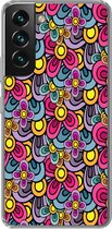 Geschikt voor Samsung Galaxy S22 hoesje - Patroon - Hippie - Bloemen - Paars - Siliconen Telefoonhoesje