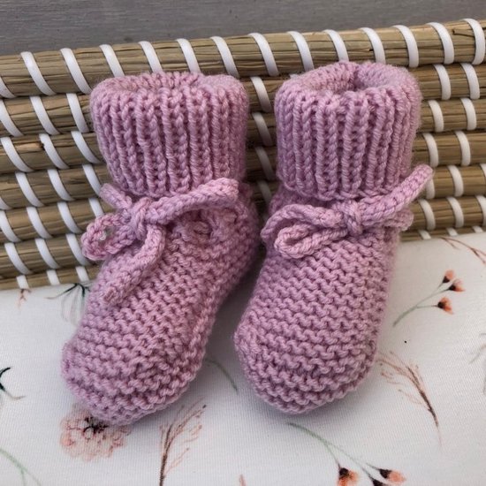 Gebreide Babyslofjes - Met Omslag - Oudroze - Merino Wol - Lovely Stitches