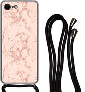 Hoesje met koord iPhone 8 - Marmer - Rose goud - Patronen - Chic - Siliconen - Crossbody - Backcover met Koord - Telefoonhoesje met koord - Hoesje met touw