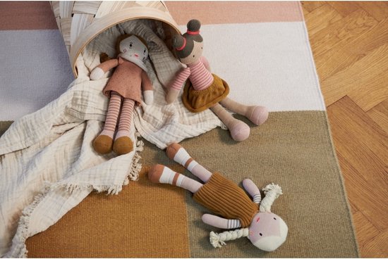 Pop Ester Doll Roze van POP — afbeelding 2