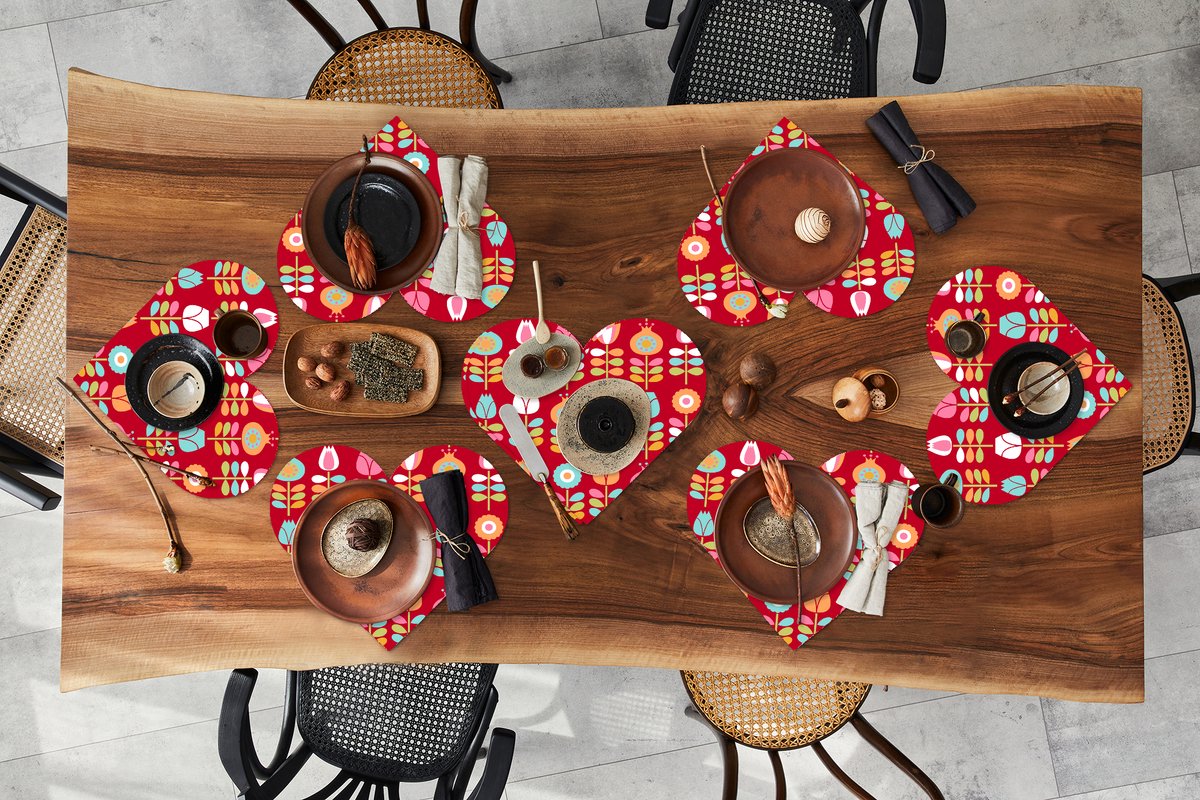 Onderleggers - Placemats - Placemats hartje - Patronen - Bloemen - Retro - Rood - 8 stuks