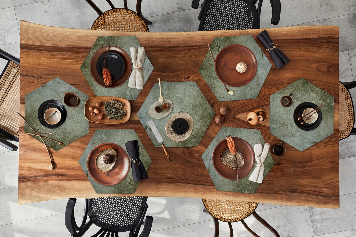 Placemats hexagon - Onderleggers placemats - Placemat zeshoek - Muur - Groen - Aarde - 10 stuks