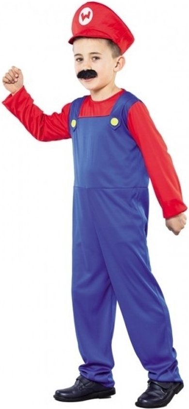 Jongen in Mario kostuum: rode trui, blauwe overall, rode pet, zwarte snor.