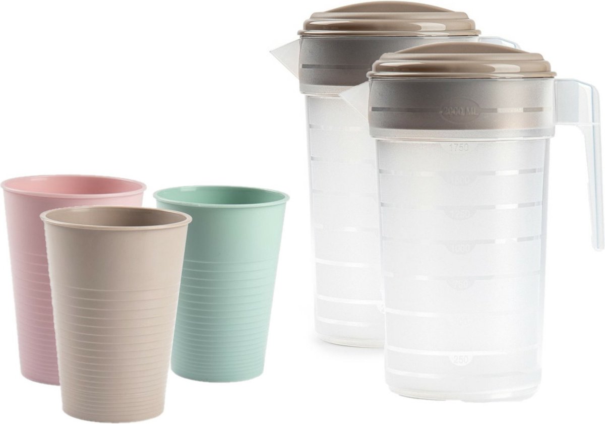 2x stuks water of limonade schenkkannen/sapkannen 2 liter met 12x kunststof mix-colors glazen van 360 ML voordeelset