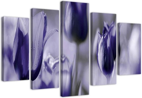 Trend24 - Canvas Schilderij - Paarse Tulpen Op Een Weide - Vijfluik - Bloemen - 100x70x2 cm - Paars