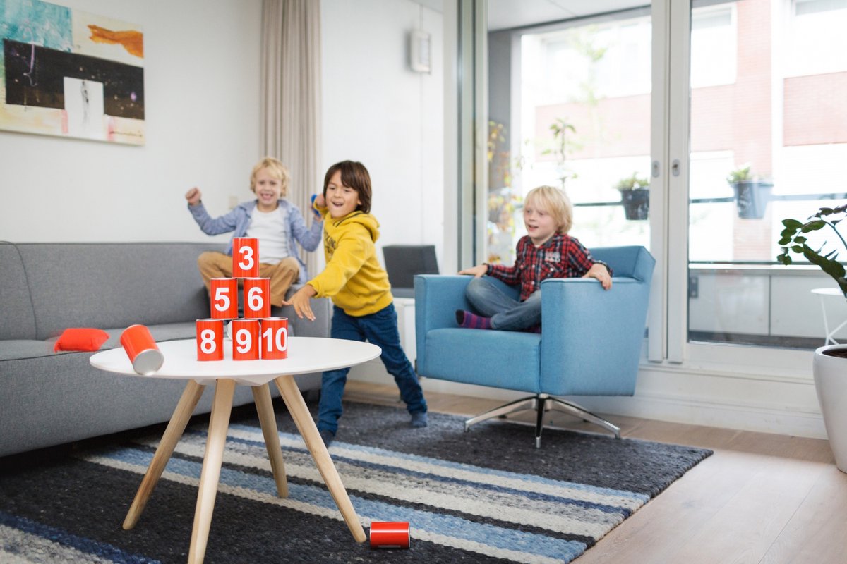 BS Toys Blikgooien Werpspel - Speelgoed Pittenzak Gooien - Kinderspeelgoed vanaf 3 Jaar - Buitenspeelgoed - 10 Blikken - Rood - Spelletjes voor kinderen - Buiten speelgoed - Buitenspel - Buiten Spellen - Tuin Speelgoed - Cadeau kind — afbeelding 9