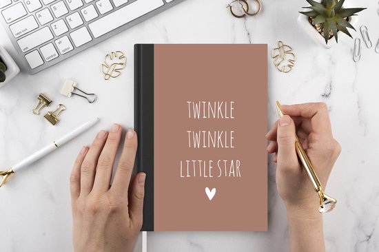Havoc Tegen de wil knijpen Notitieboek - Schrijfboek - Engelse quote Twinkle twinkle little star met  een hartje... | bol.com
