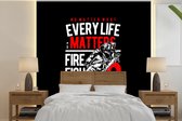 Behang - Fotobehang Mancave - Brandweer - Retro - Spreuken - Breedte 300 cm x hoogte 300 cm