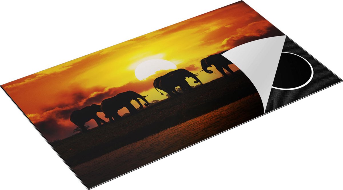 Chefcare Inductie Beschermer Silhouet Olifanten tijdens Zonsondergang - 89,6x51,6 cm - Afdekplaat Inductie - Kookplaat Beschermer - Inductie Mat