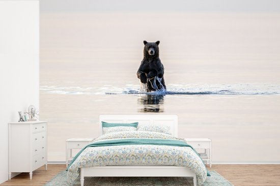 Papier peint Papier peint photo en vinyle - Ours brun debout largeur 390 cm x hauteur 260 cm - Tirage photo sur papier peint (disponible en 7 tailles)