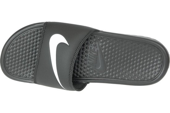 Nike Benassi Swoosh Slippers - Maat 42.5 - Unisex - zwart/wit | bol.com