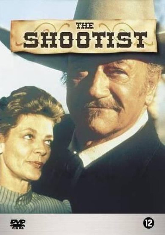 Titel "The Shootist" op hoed en poster van John Wayne, met Laura San Giacomo.