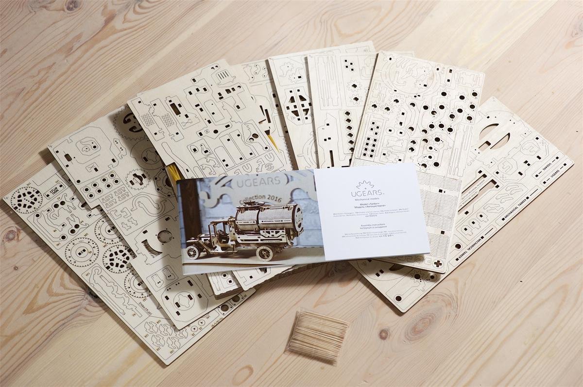 Ugears Modelbouw Hout Mechanische Tanker — afbeelding 9