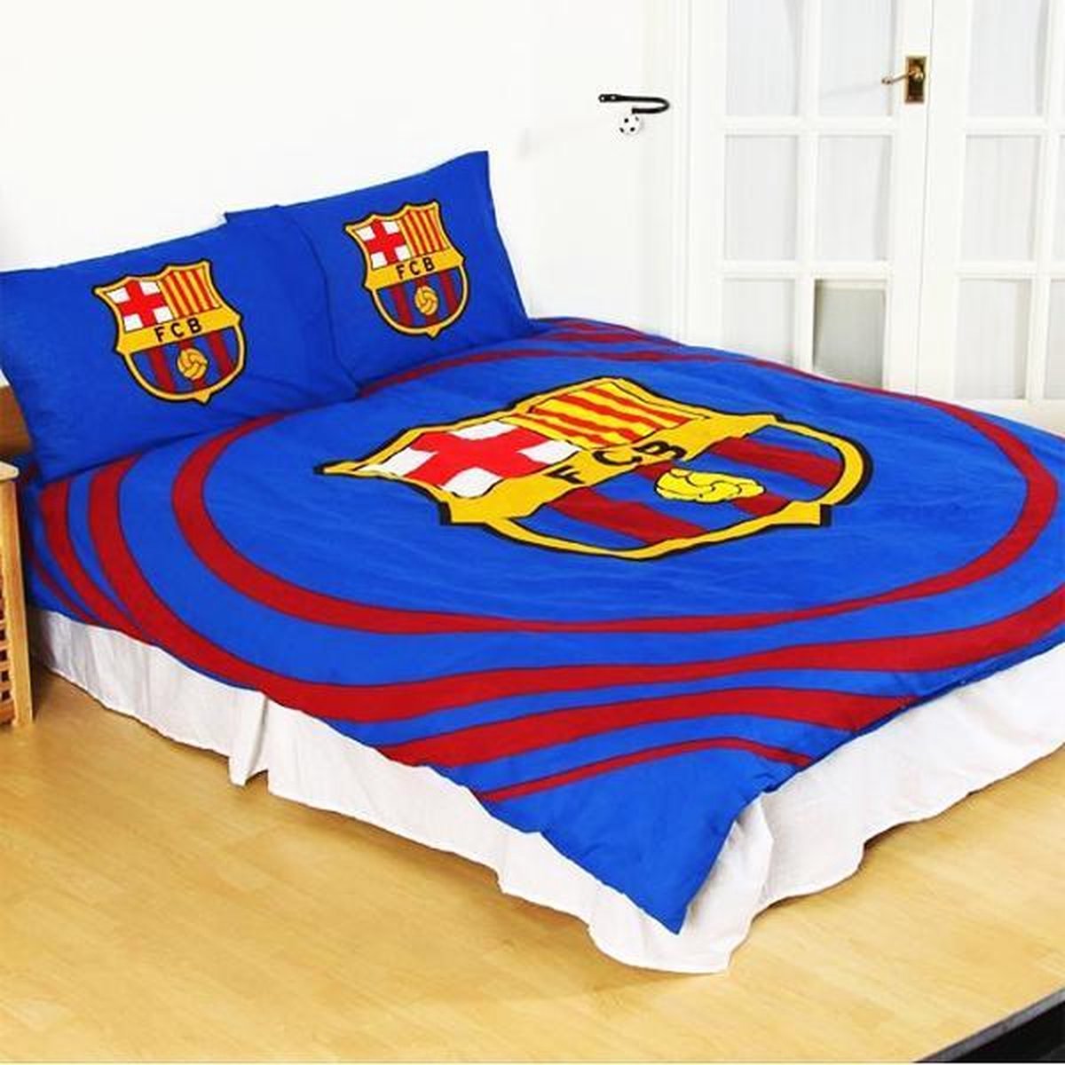Housse de couette de football FC Barcelone - 2 personnes avec 2 taies  d'oreiller | bol.com